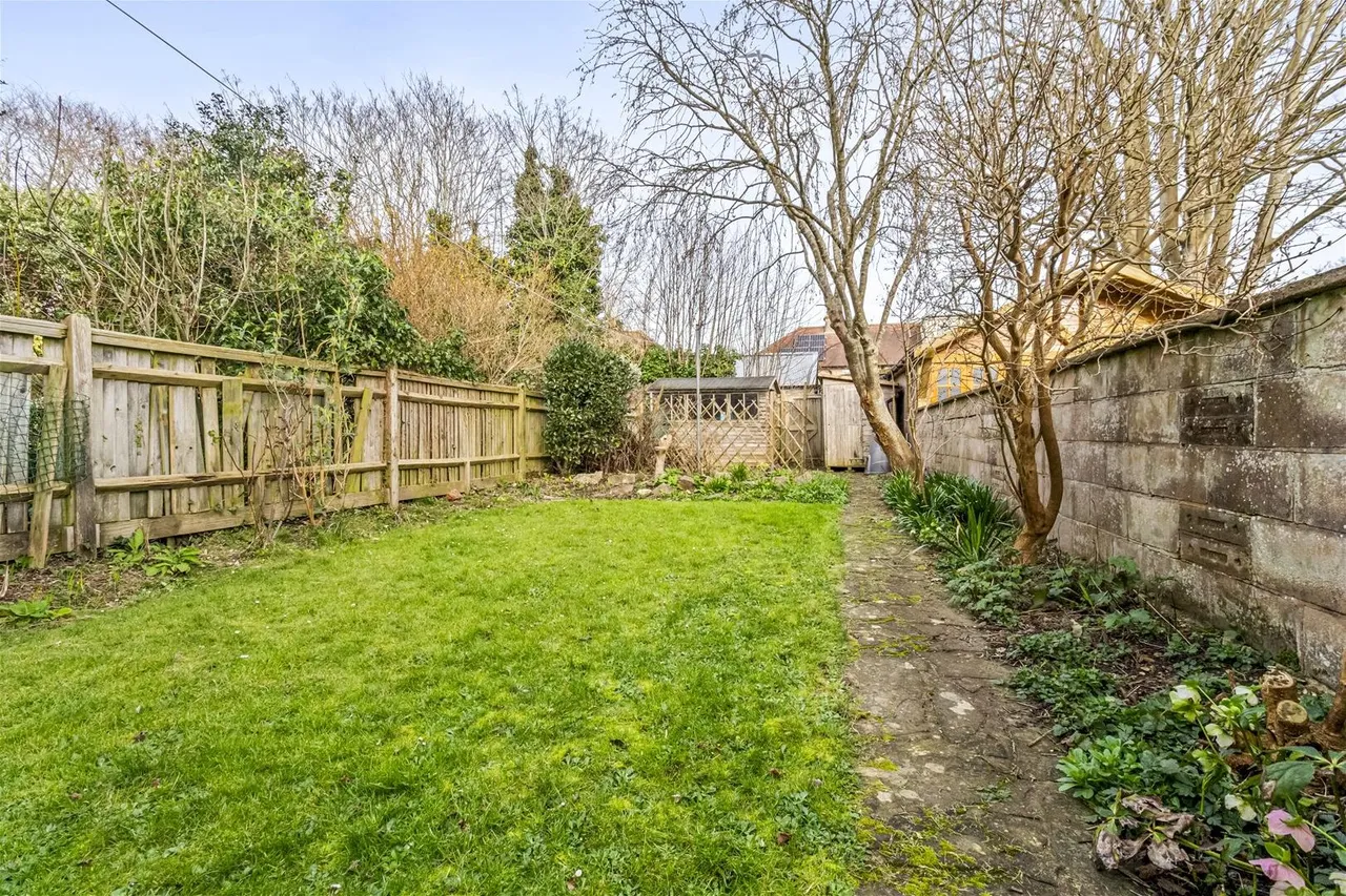 Balcombe Avenue, Worthing, photo 8
