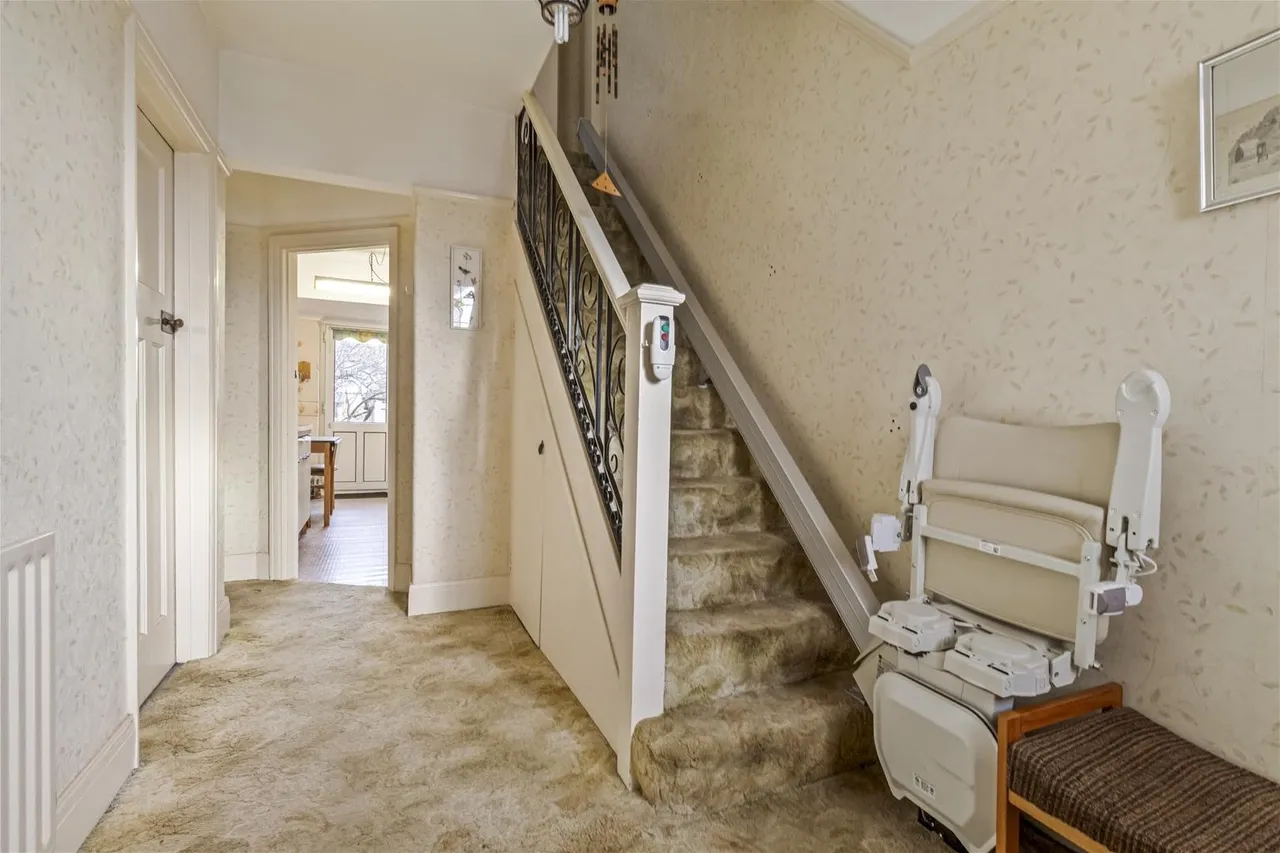 Balcombe Avenue, Worthing, photo 15