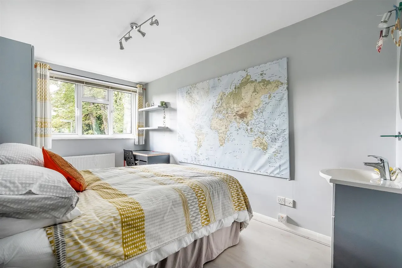 Swanns Meadow, Great Bookham, KT23, photo 9