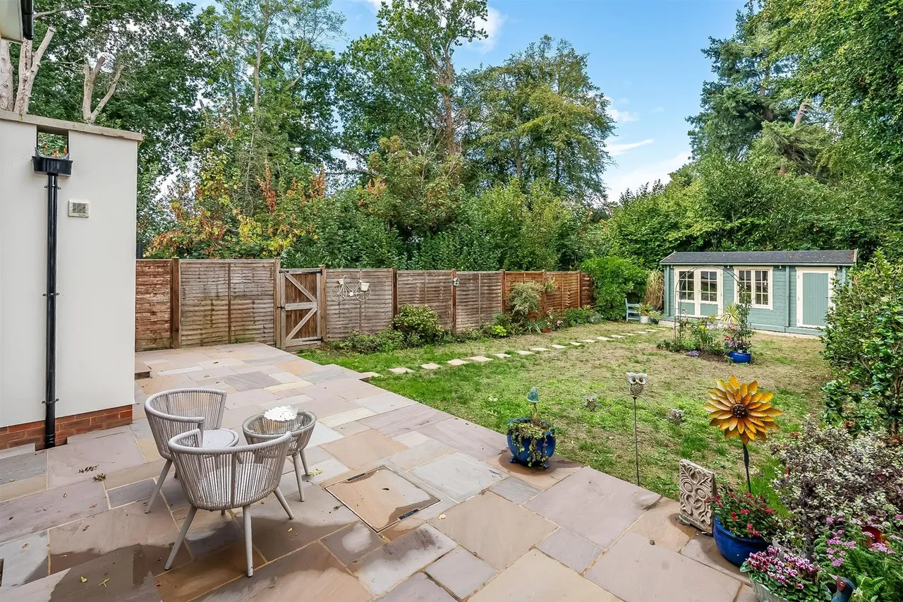 Swanns Meadow, Great Bookham, KT23, photo 11