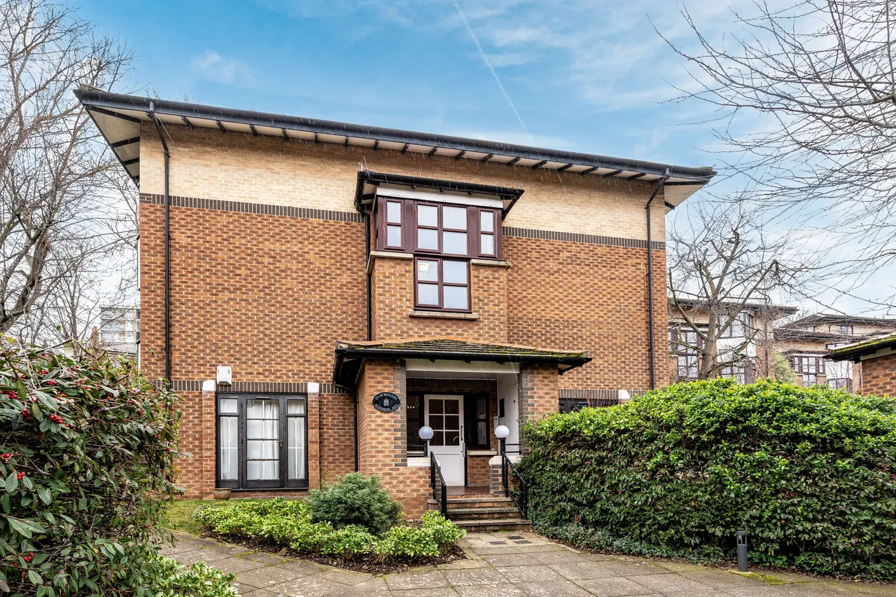 28 Halley Gardens, London, photo 10