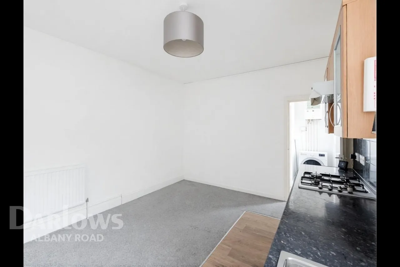 Ninian Road, photo 6