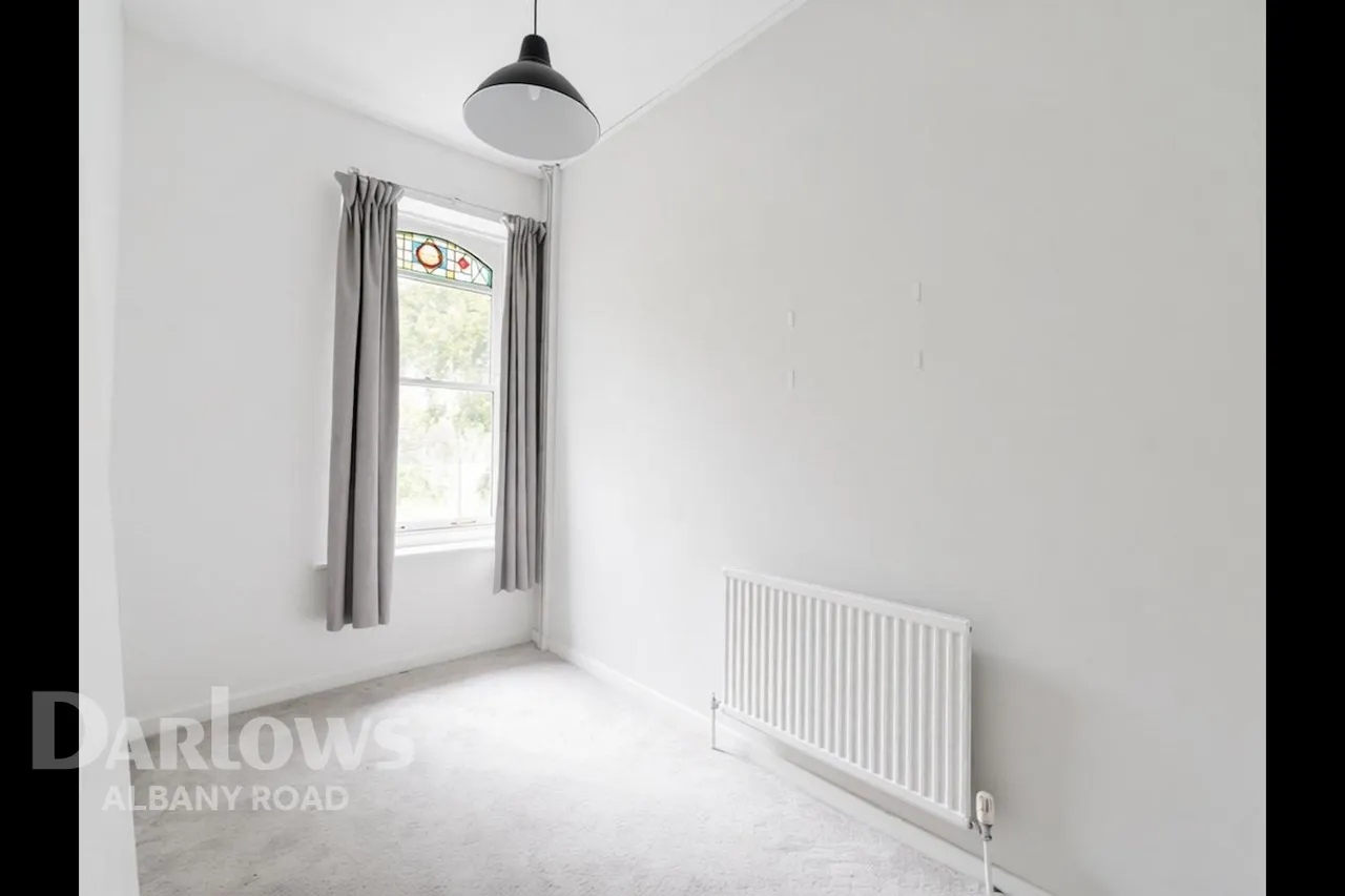 Ninian Road, photo 9