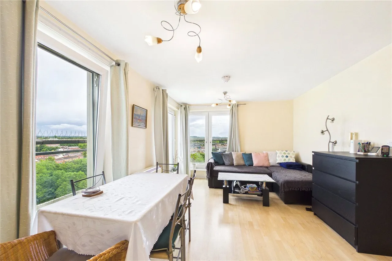 Winterthur Way, Basingstoke, RG21, photo 6