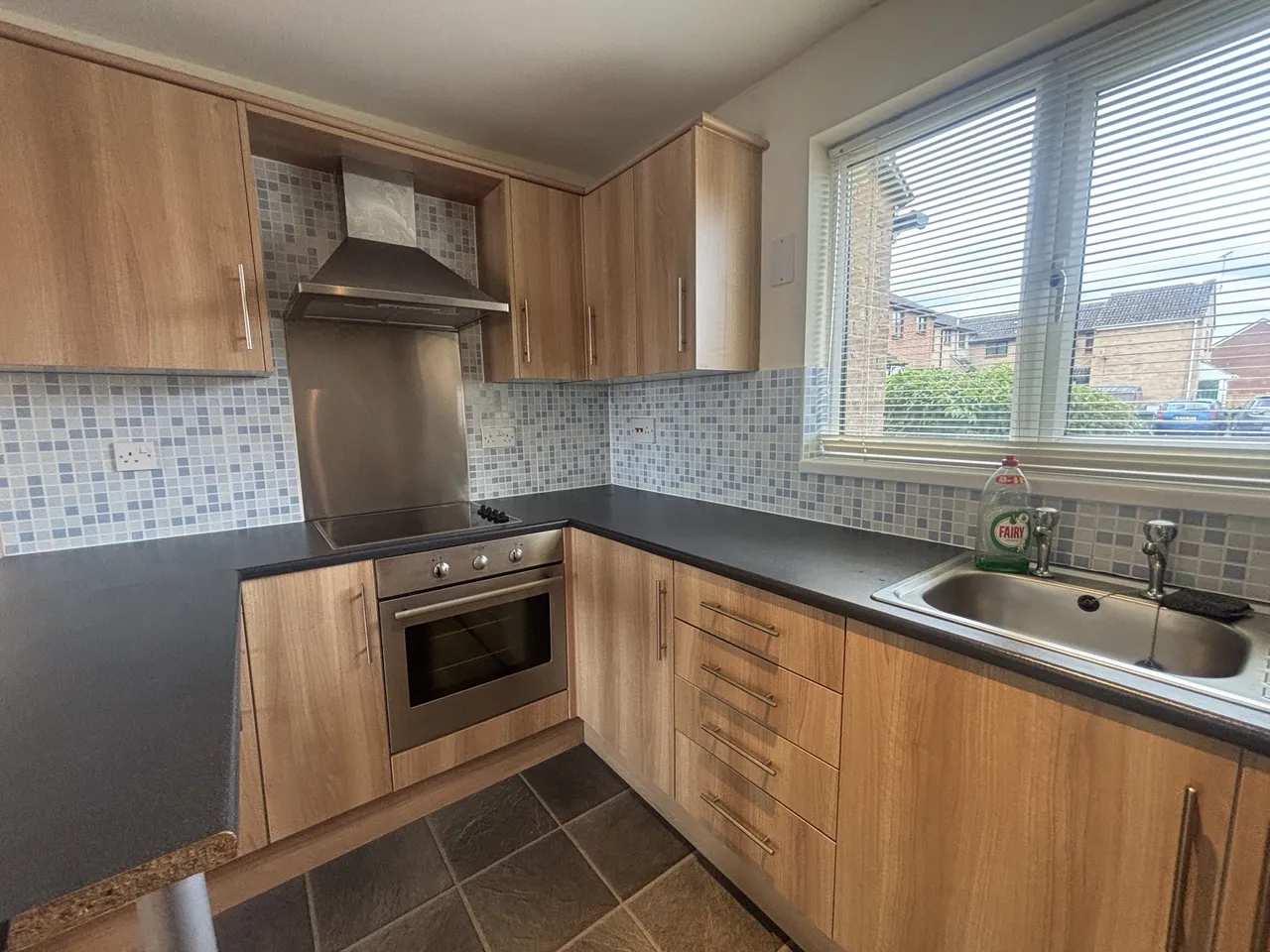 Highgrove Close, SN11, photo 10