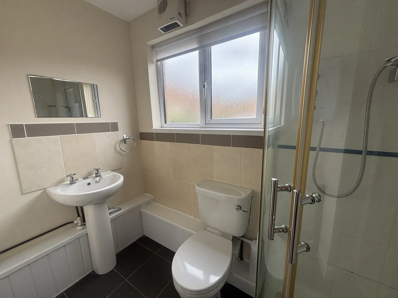 Highgrove Close, SN11, photo 13