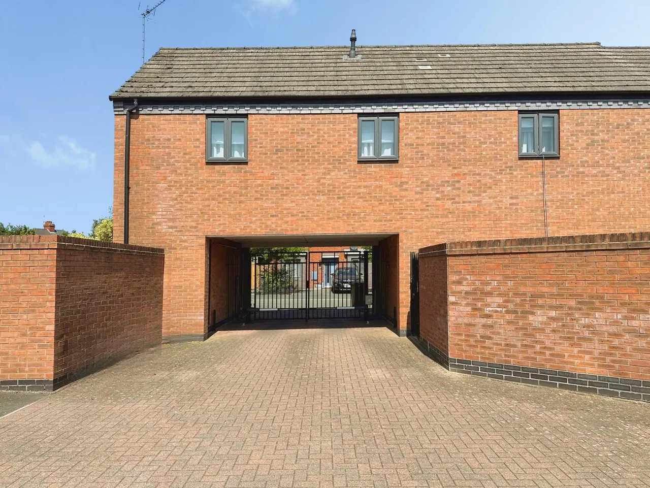 Mercury Drive, Wolverhampton, WV10, photo 16
