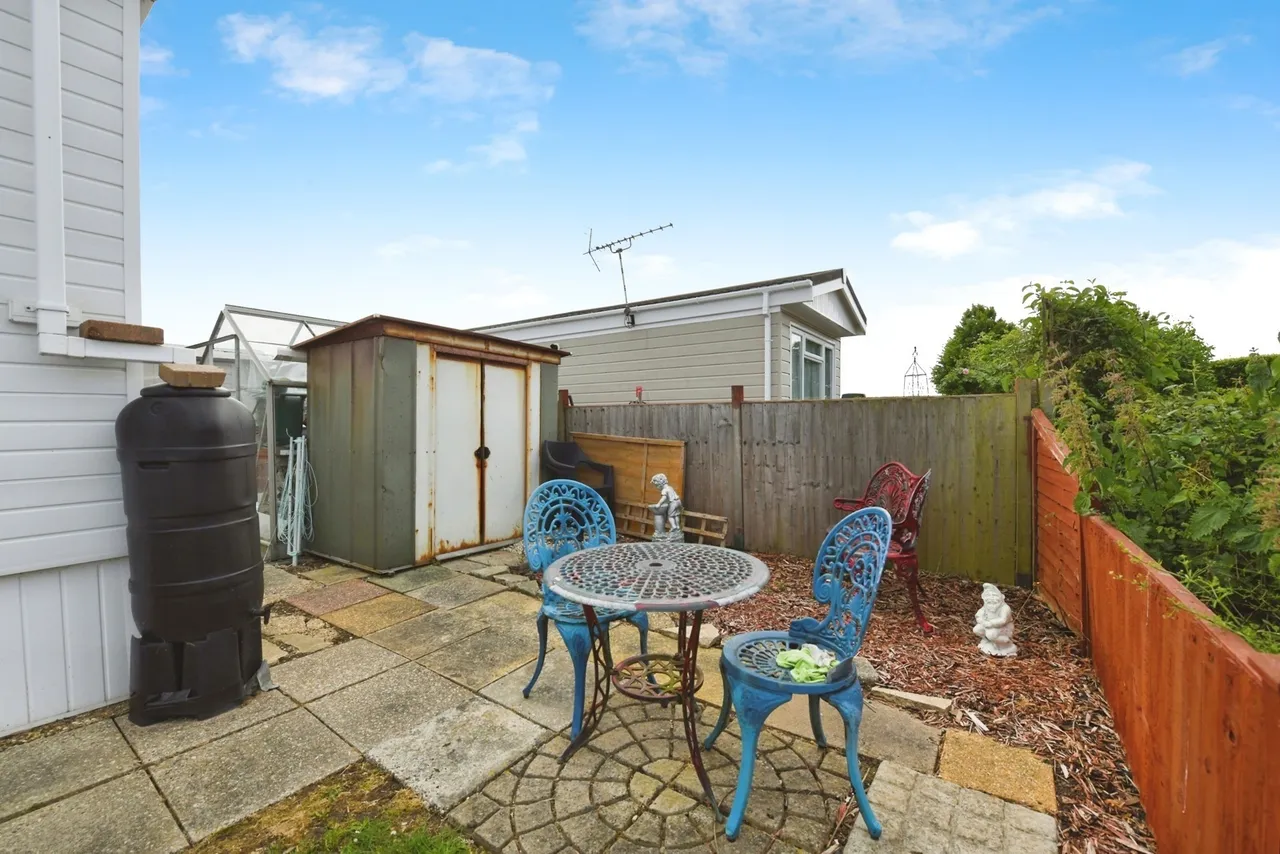 Orchard View, Lower Dunton Road, Dunton, Brentwood, CM13, photo 15