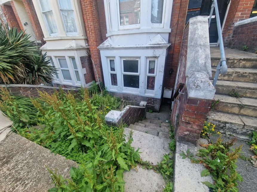 St. Andrews Road, Southsea, Hampshire, PO5, photo 5