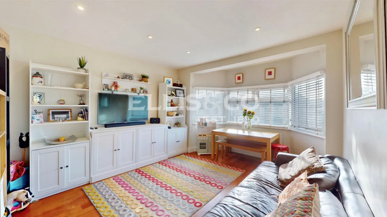 Costons Lane, Greenford, UB6, photo 4