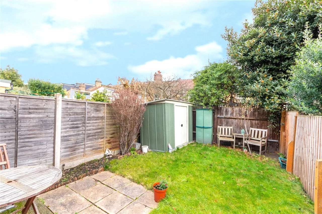 Fircroft Road, London, SW17, photo 2