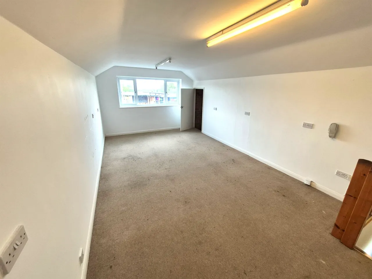 Greasby Road, Greasby, Wirral, photo 2