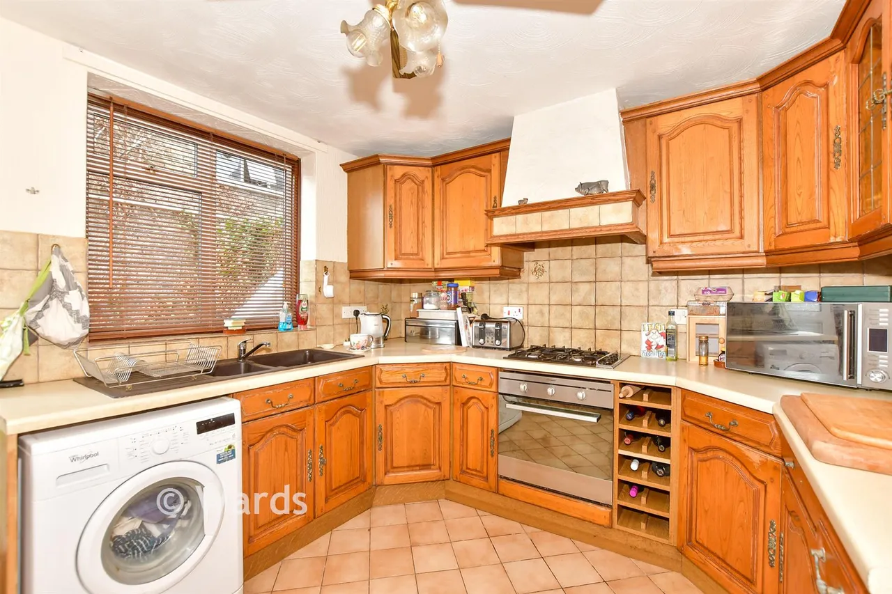 Heathfield Avenue, Dover, CT16, photo 4