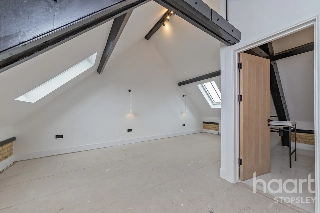 Mallard Road, Abbots Langley, WD5, photo 22
