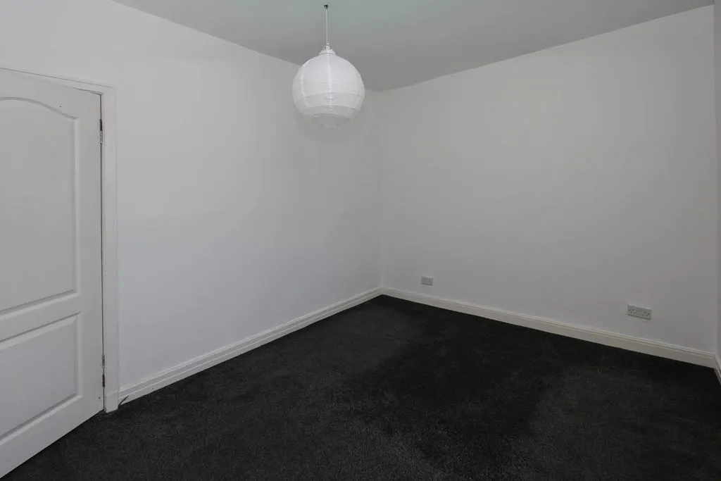 Hill Top Whitworth, Rochdale, OL12, photo 7