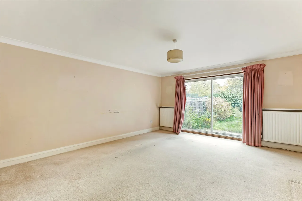Longford Close, Hampton Hill, Hampton, TW12, photo 4