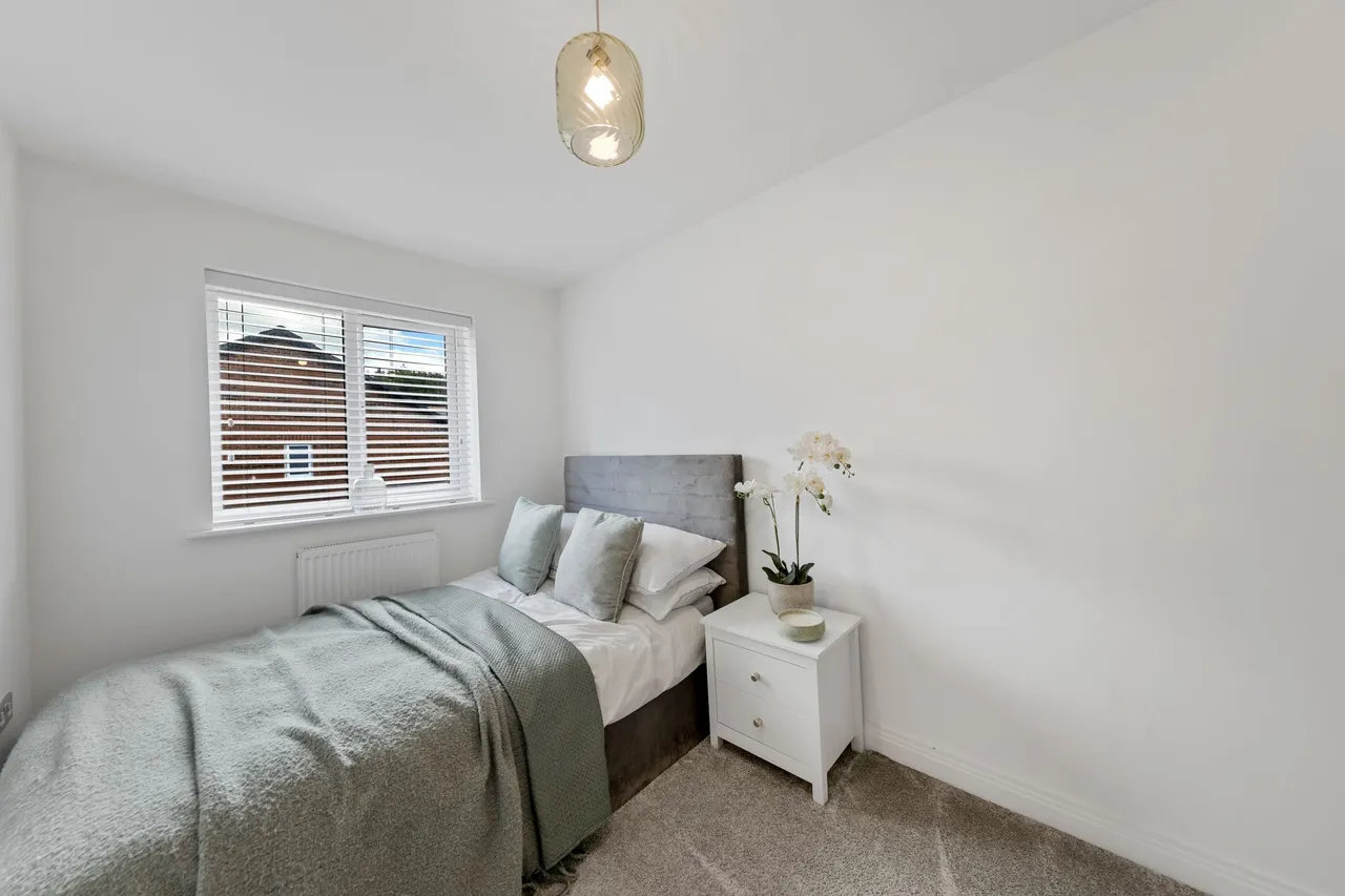 Winterbourne Gardens, Warrington, Warrington, WA4 3EF, photo 10