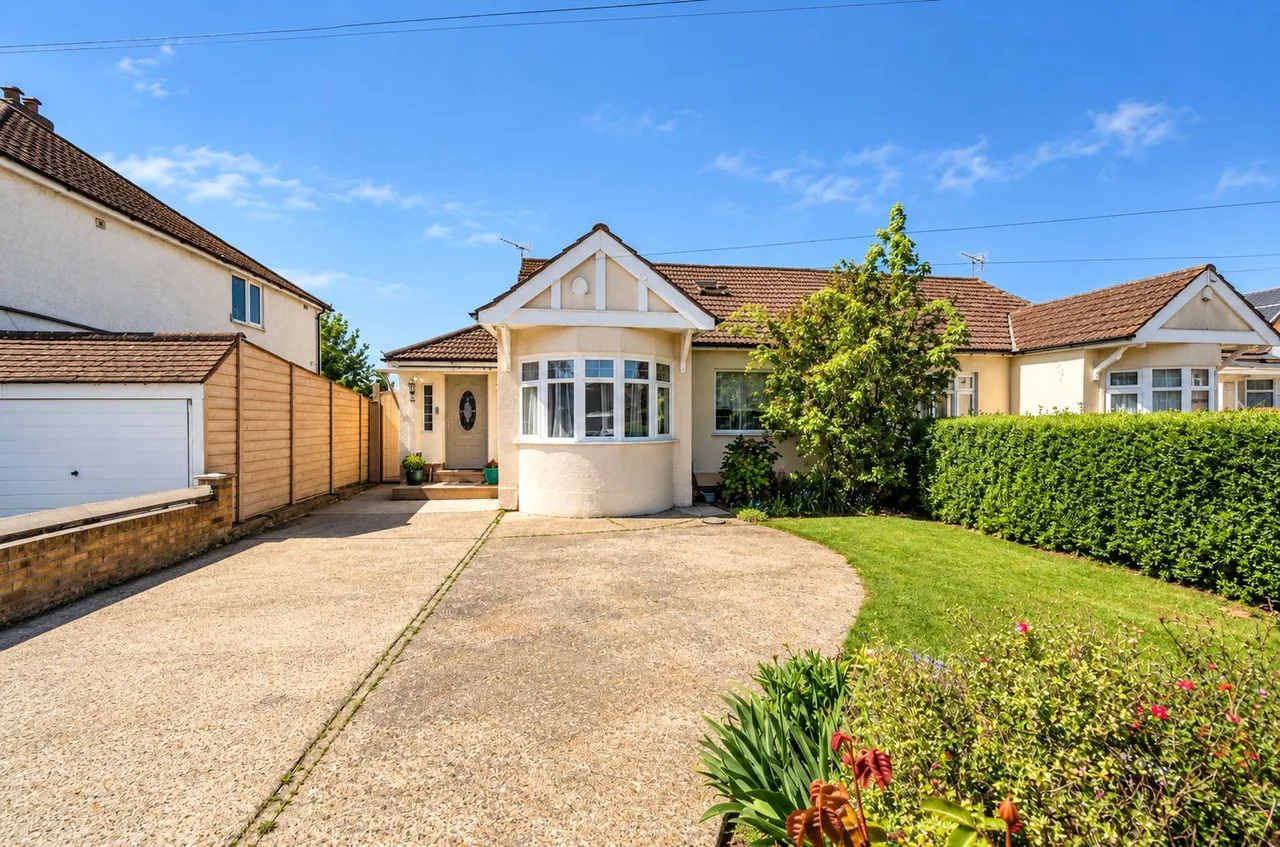 5 bed house for sale, Grasmere Gardens, Harrow, HA3