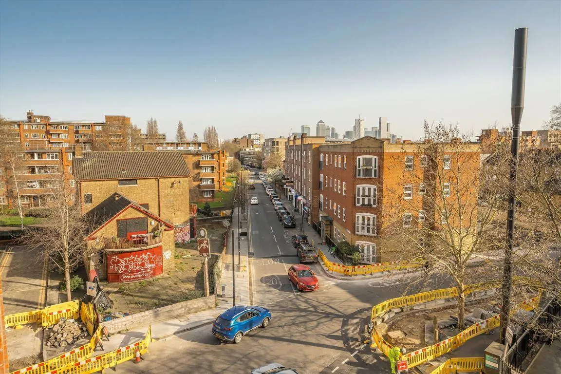 Sidney Street, Whitechapel, photo 9