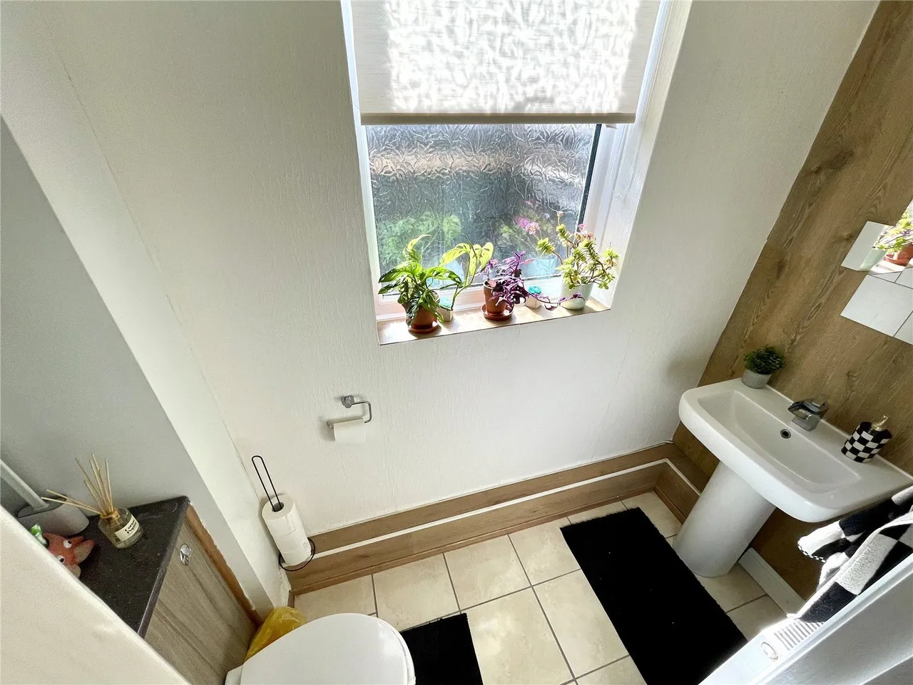 Main Street, Stapenhill, DE15, photo 10