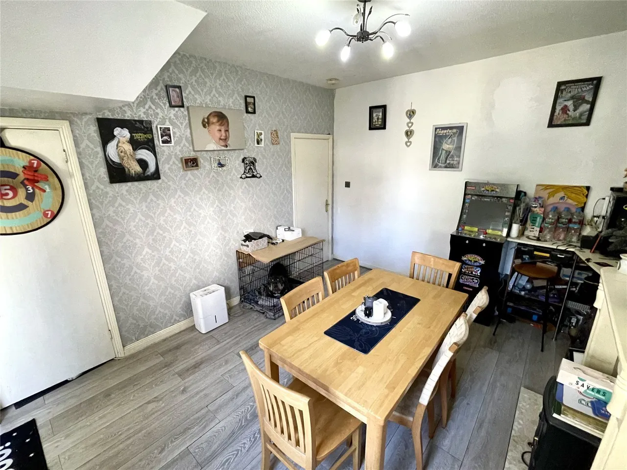 Main Street, Stapenhill, DE15, photo 3