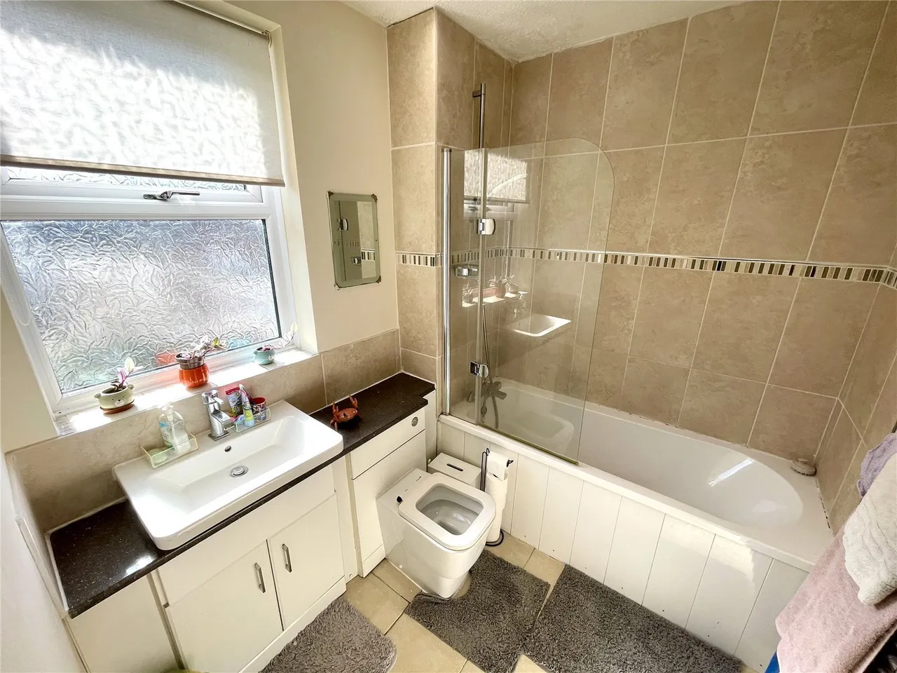Main Street, Stapenhill, DE15, photo 15