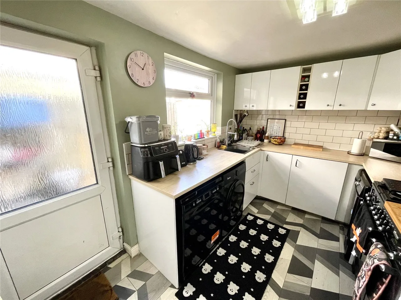 Main Street, Stapenhill, DE15, photo 5