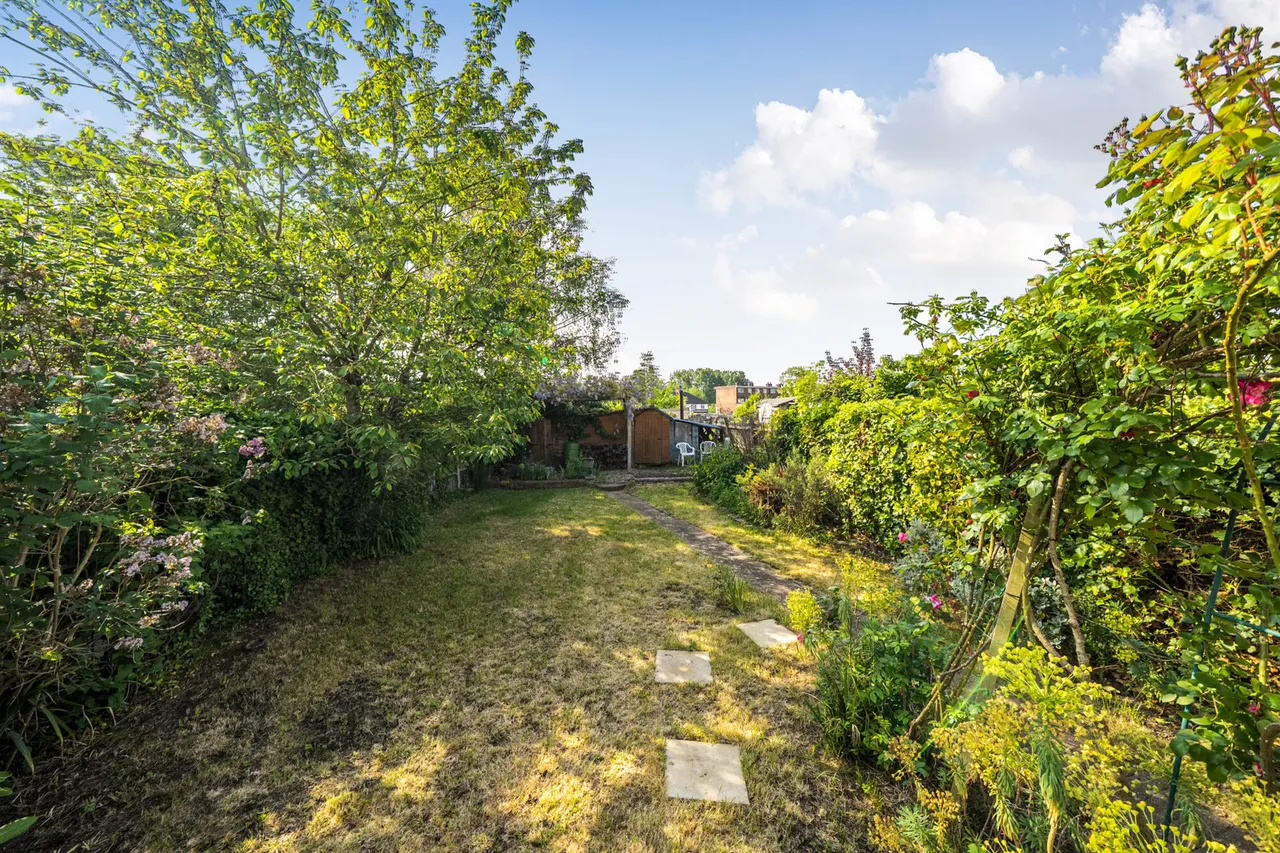 Hawtrey Avenue, Northolt, UB5, photo 10