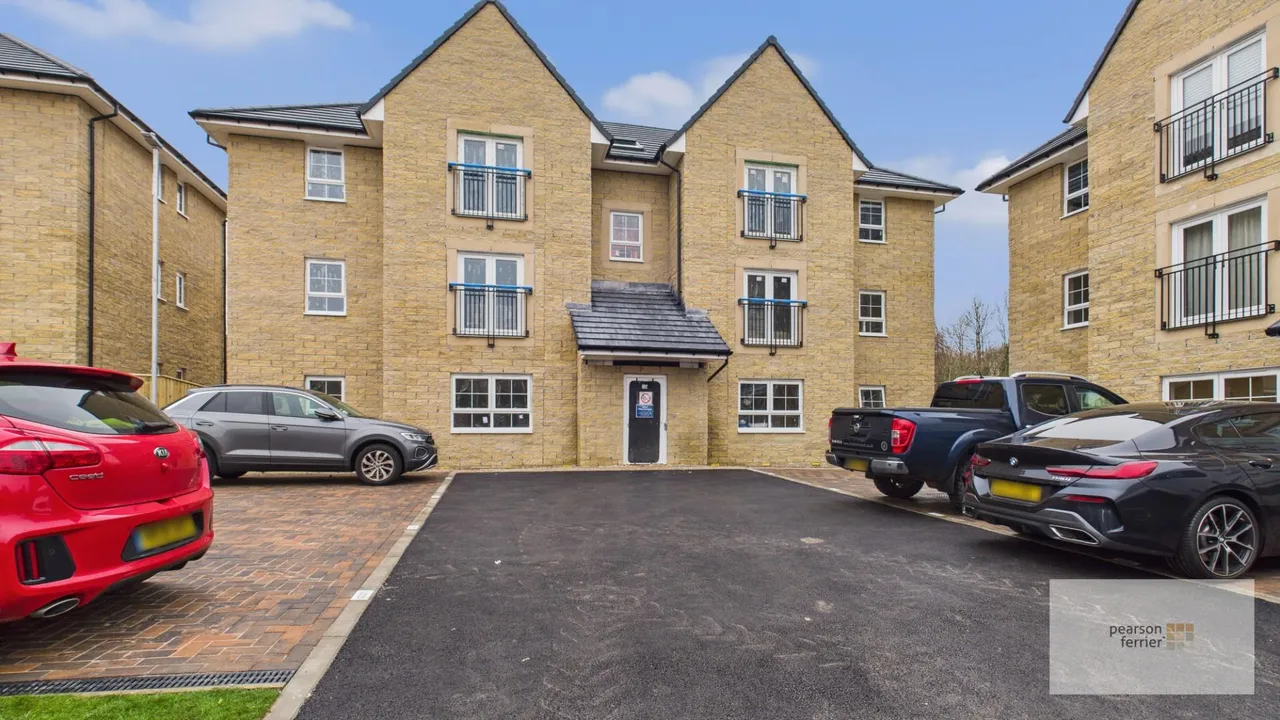 Waldmers Wood, Mill Road, Walmersley, Bury, BL9 6RF, photo 3