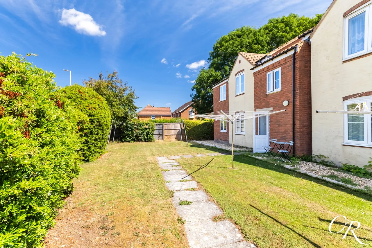 Rothermere Close, Up Hatherley, photo 4