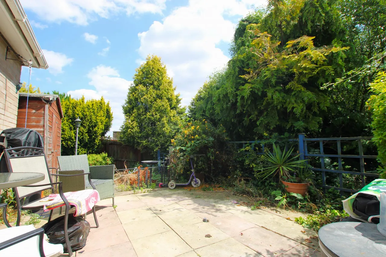 Hillside Crescent, Weldon, NN17, photo 14