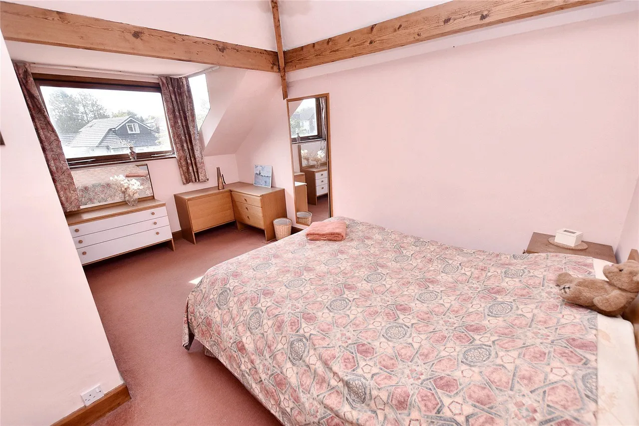 Bridgland Avenue, Homestead Estate, LS29, photo 8