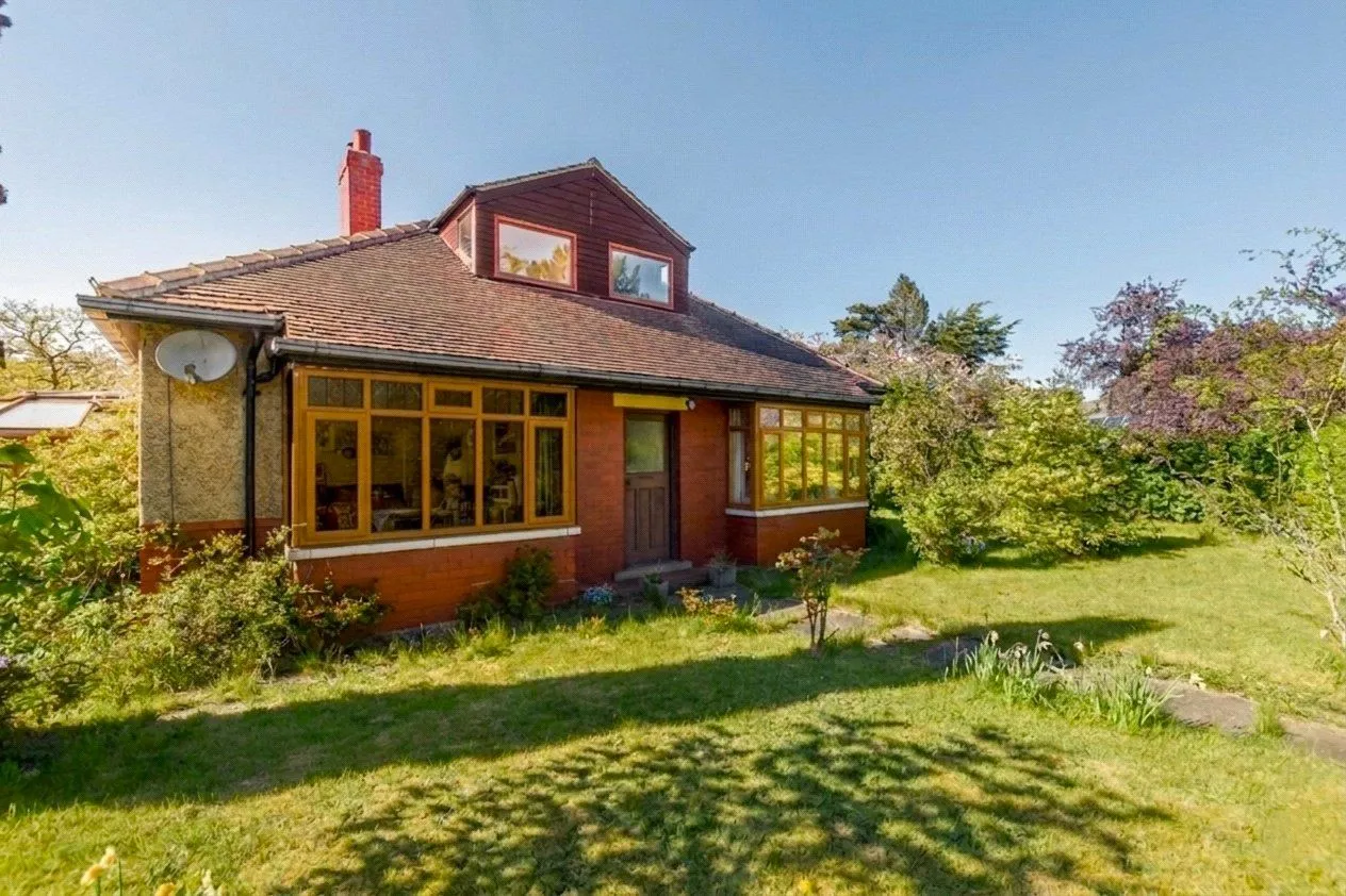 5 bed house for sale, Bridgland Avenue, Homestead Estate, LS29