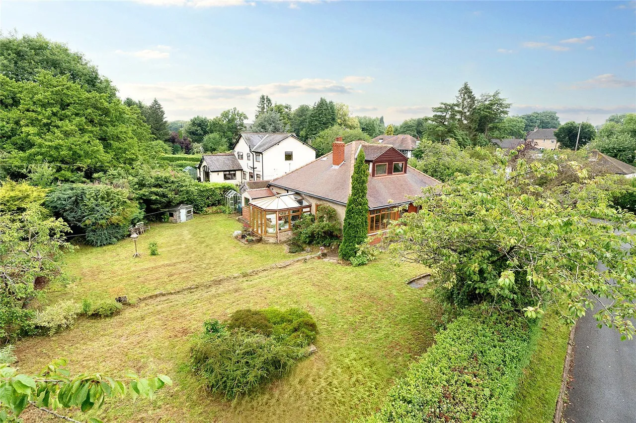 Bridgland Avenue, Homestead Estate, LS29, photo 24