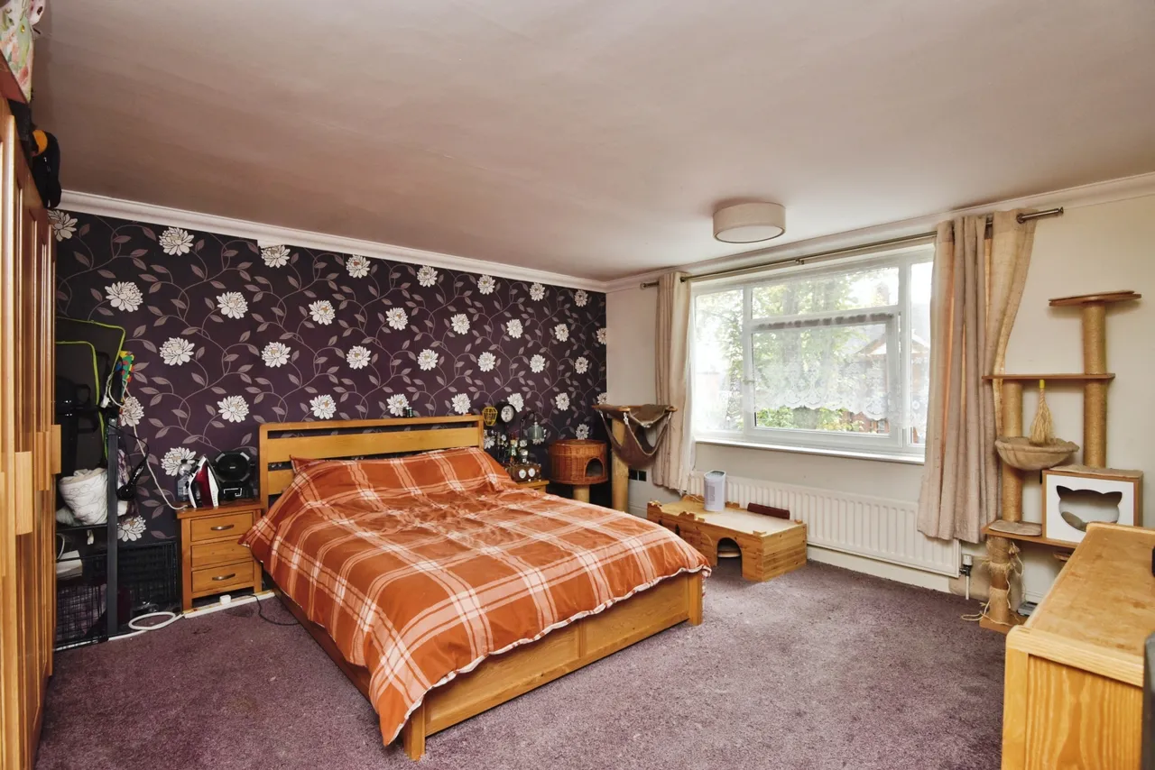 Quarry Avenue, Stoke-On-Trent, photo 9
