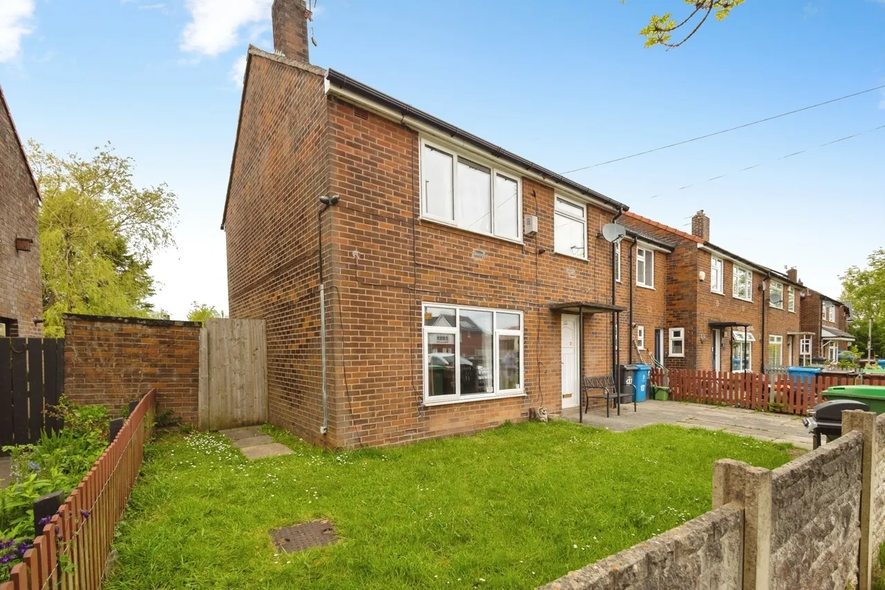 4 bed house for sale — Fir Tree Avenue, Oldham, Greater Manchester, OL8