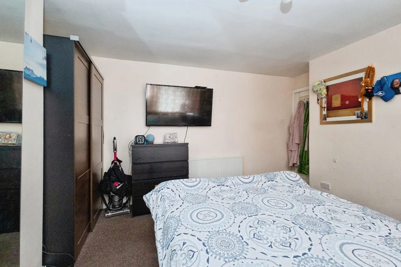 Fir Tree Avenue, Oldham, Greater Manchester, OL8, photo 14