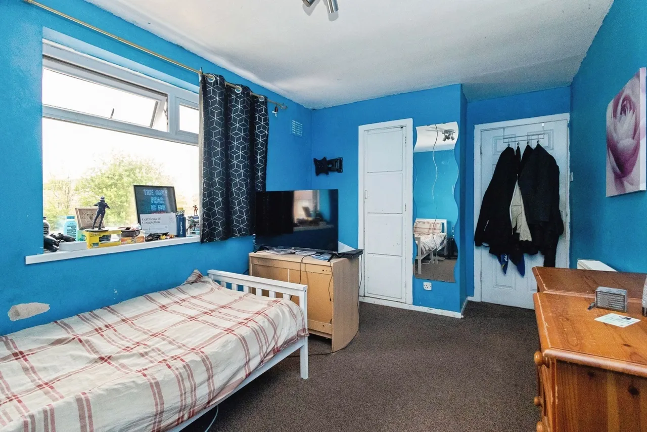 Fir Tree Avenue, Oldham, Greater Manchester, OL8, photo 12