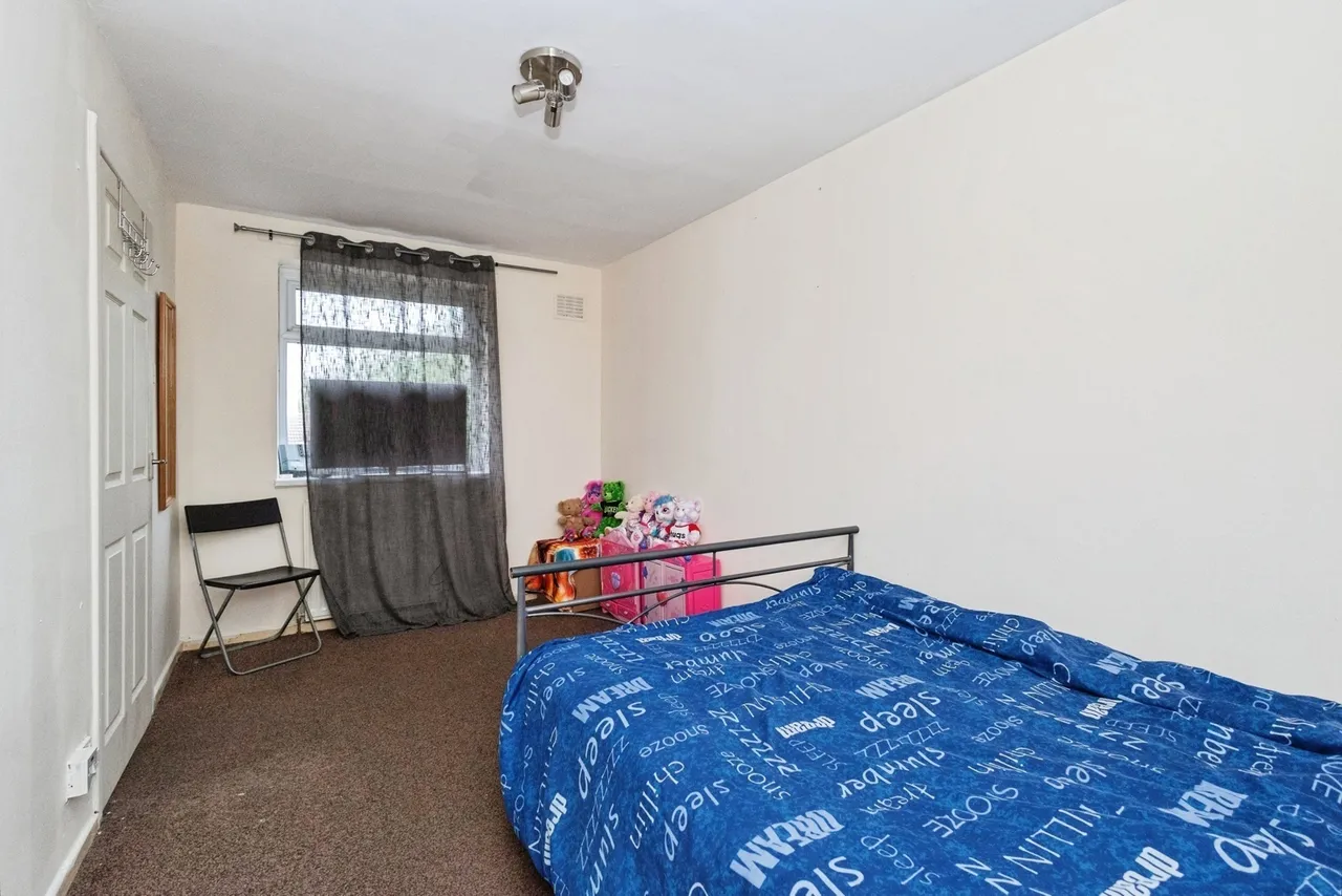 Fir Tree Avenue, Oldham, Greater Manchester, OL8, photo 11