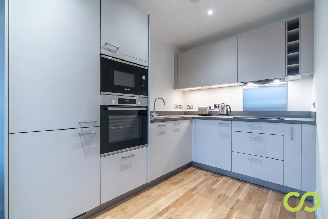 Wellington Street, Woolwich, SE18, photo 2