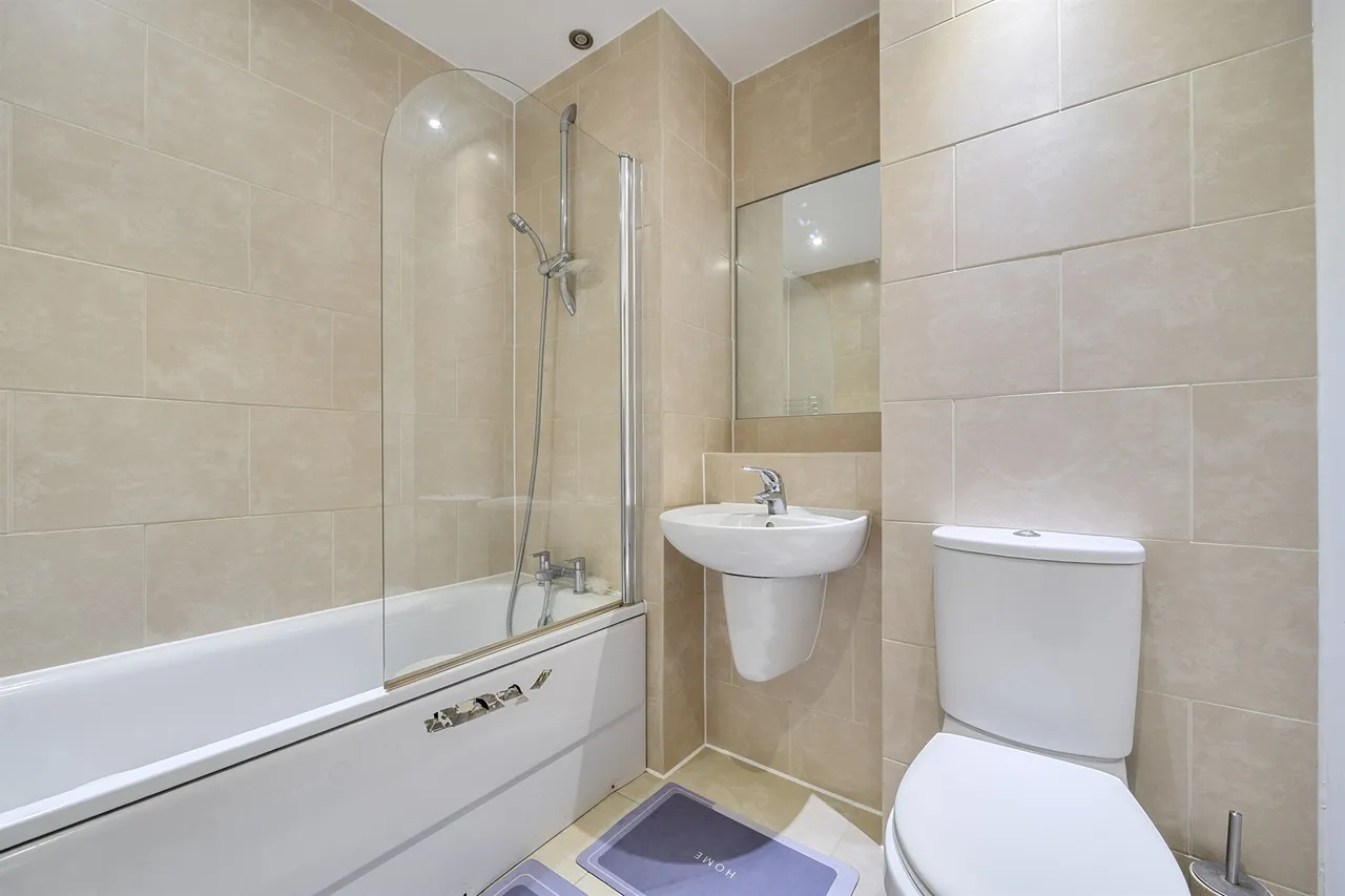 Kidwells Close, Maidenhead, photo 12