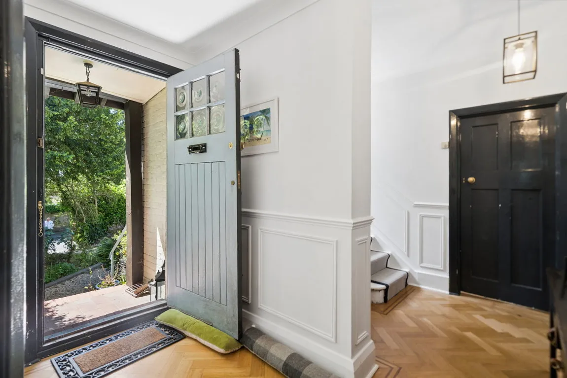 Church Lane, Pinner Village, HA5, photo 9
