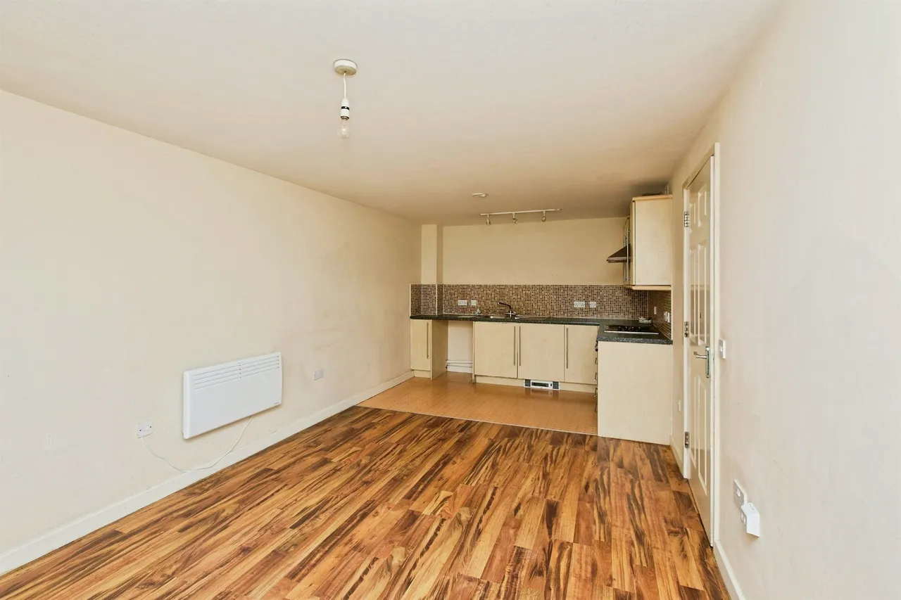 Moor Street, Burton-On-Trent, DE14, photo 6