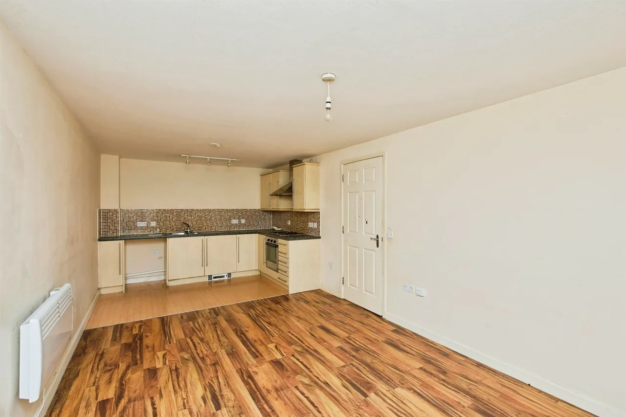 Moor Street, Burton-On-Trent, DE14, photo 5