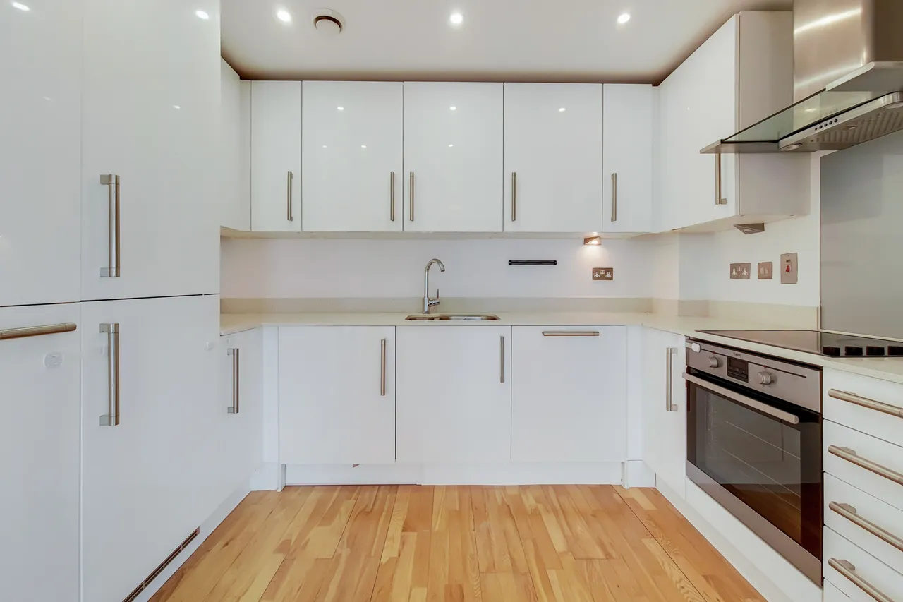 Flat 96, Elizabeth House, 341 High Road, Wembley, photo 7