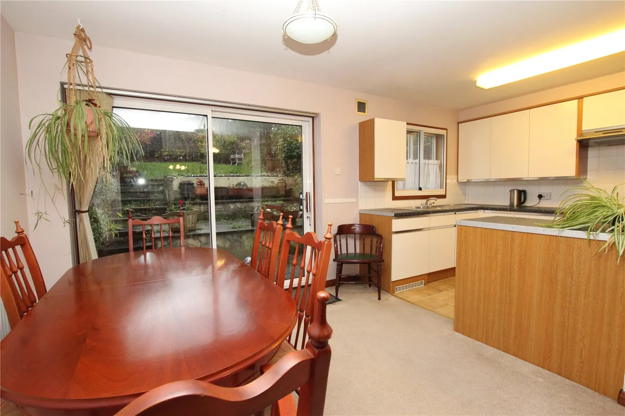 Ankerdine Crescent, Shooters Hill, SE18, photo 3