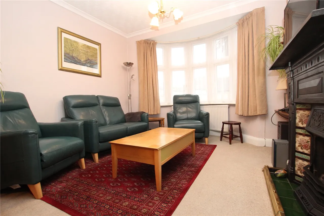 Ankerdine Crescent, Shooters Hill, SE18, photo 8