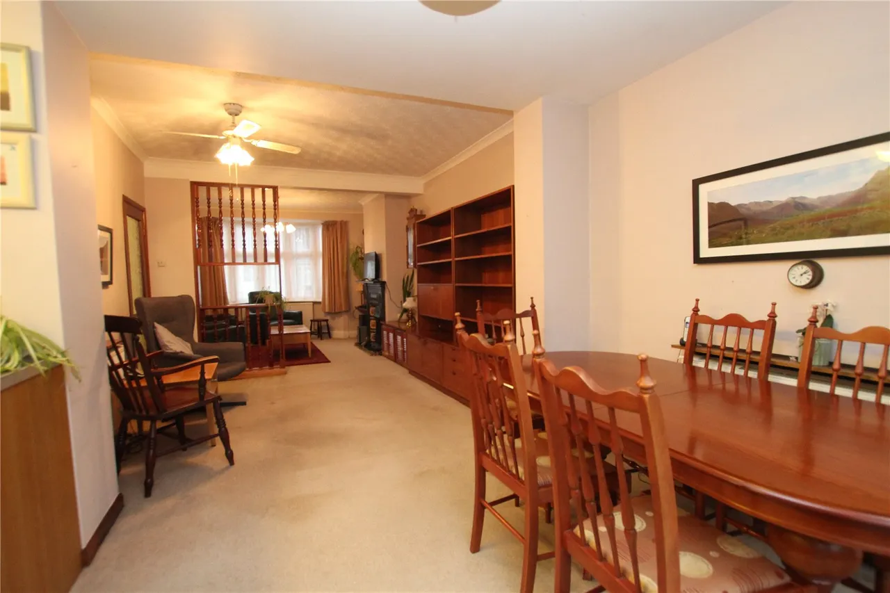 Ankerdine Crescent, Shooters Hill, SE18, photo 6