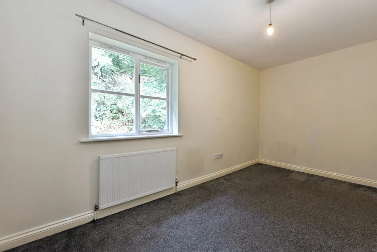 Baildon Wood Court, Baildon, Shipley, West Yorkshire, BD17, photo 18
