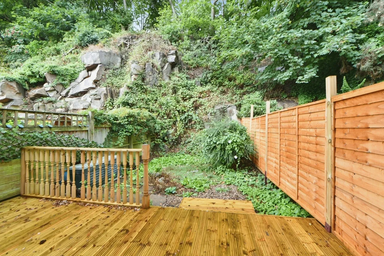 Baildon Wood Court, Baildon, Shipley, West Yorkshire, BD17, photo 4